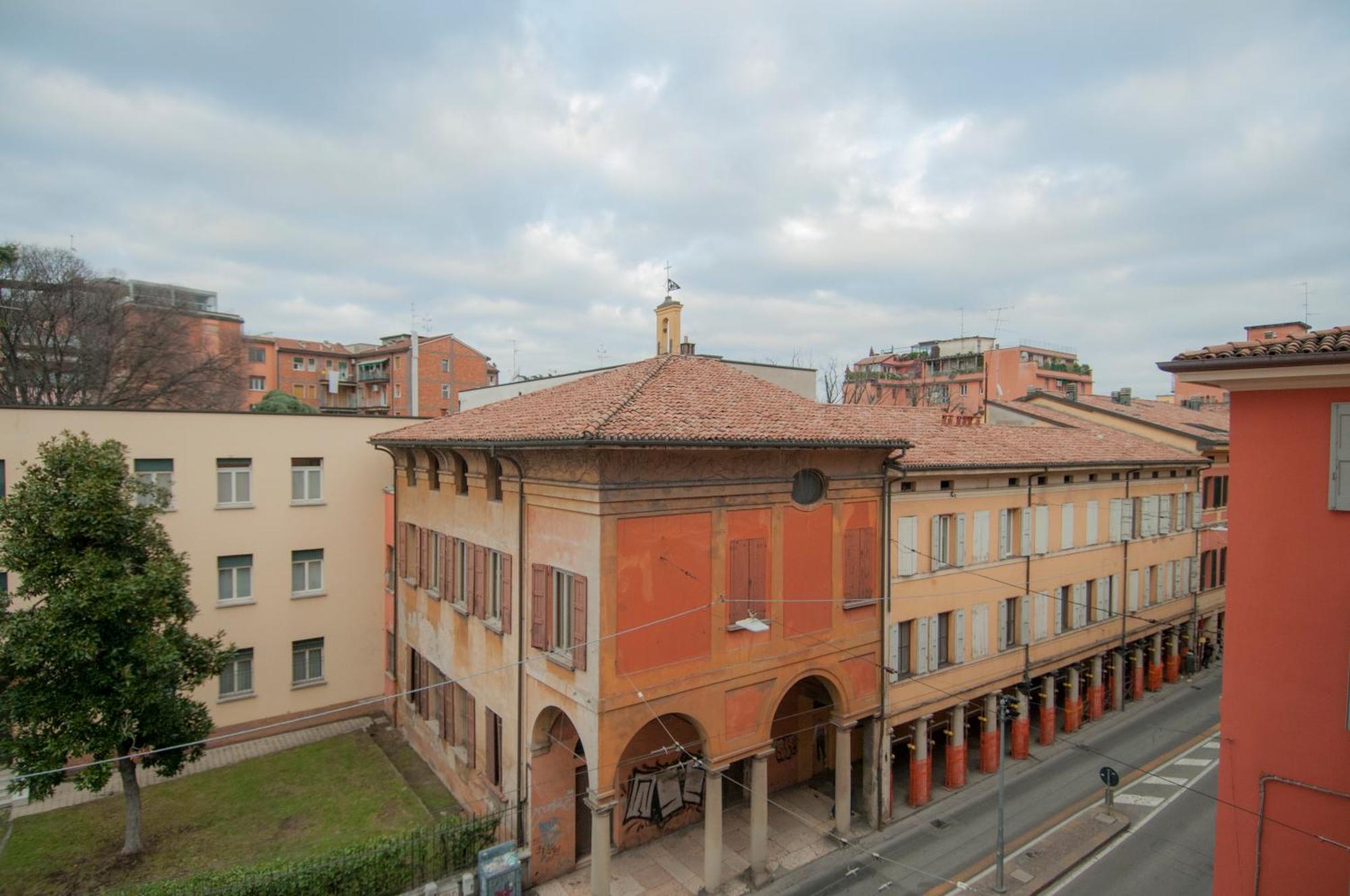 Blanco Apartment - Ambrogiohost Bologna Exterior photo